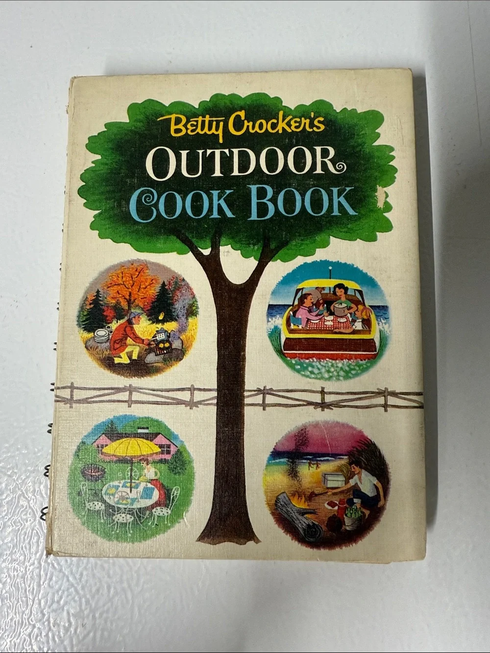 Betty Crocker Outdoor Cook Book copyright 1961